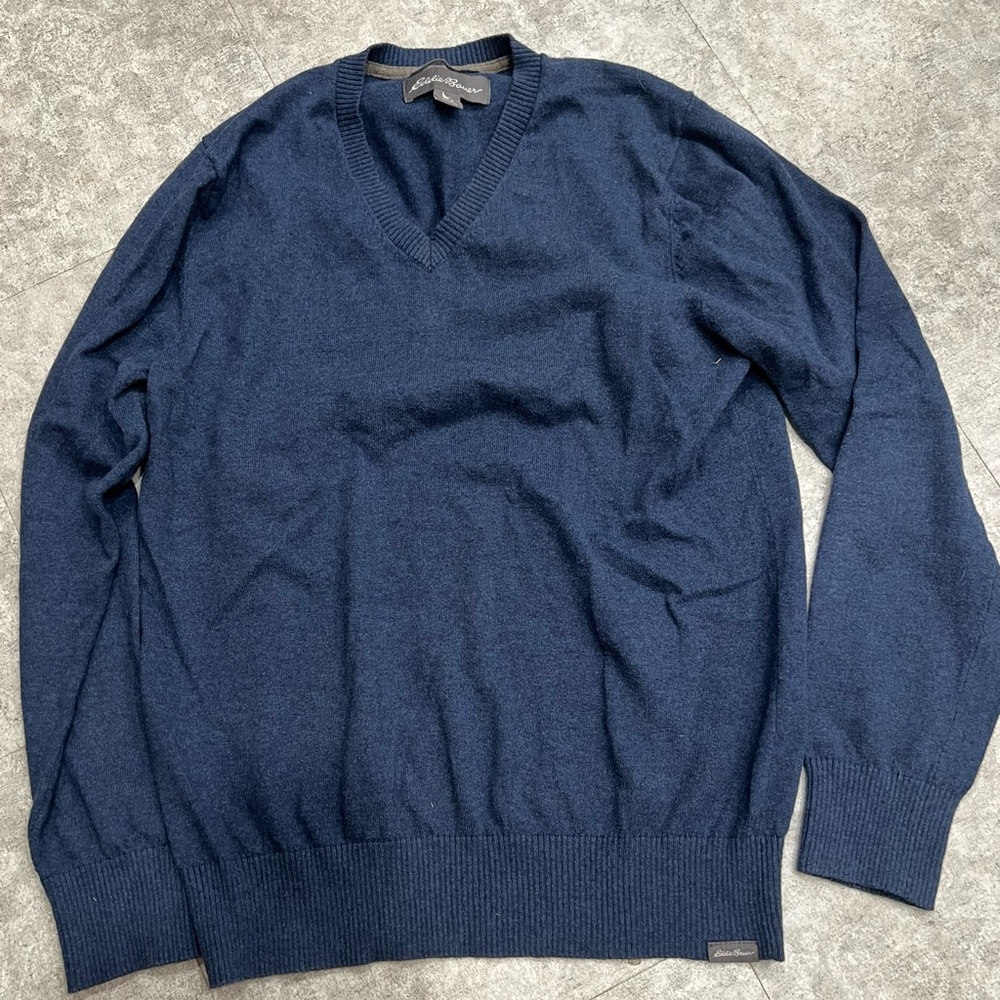 Eddie Bauer Navy V-Neck Men's Sweater Pullover